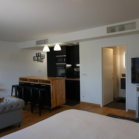 Residences Grande Jatte, Bord De Seine, Suites 52M2 A 97M2, Hopital Americain A 600M Нейї-сюр-Сен Екстер'єр фото